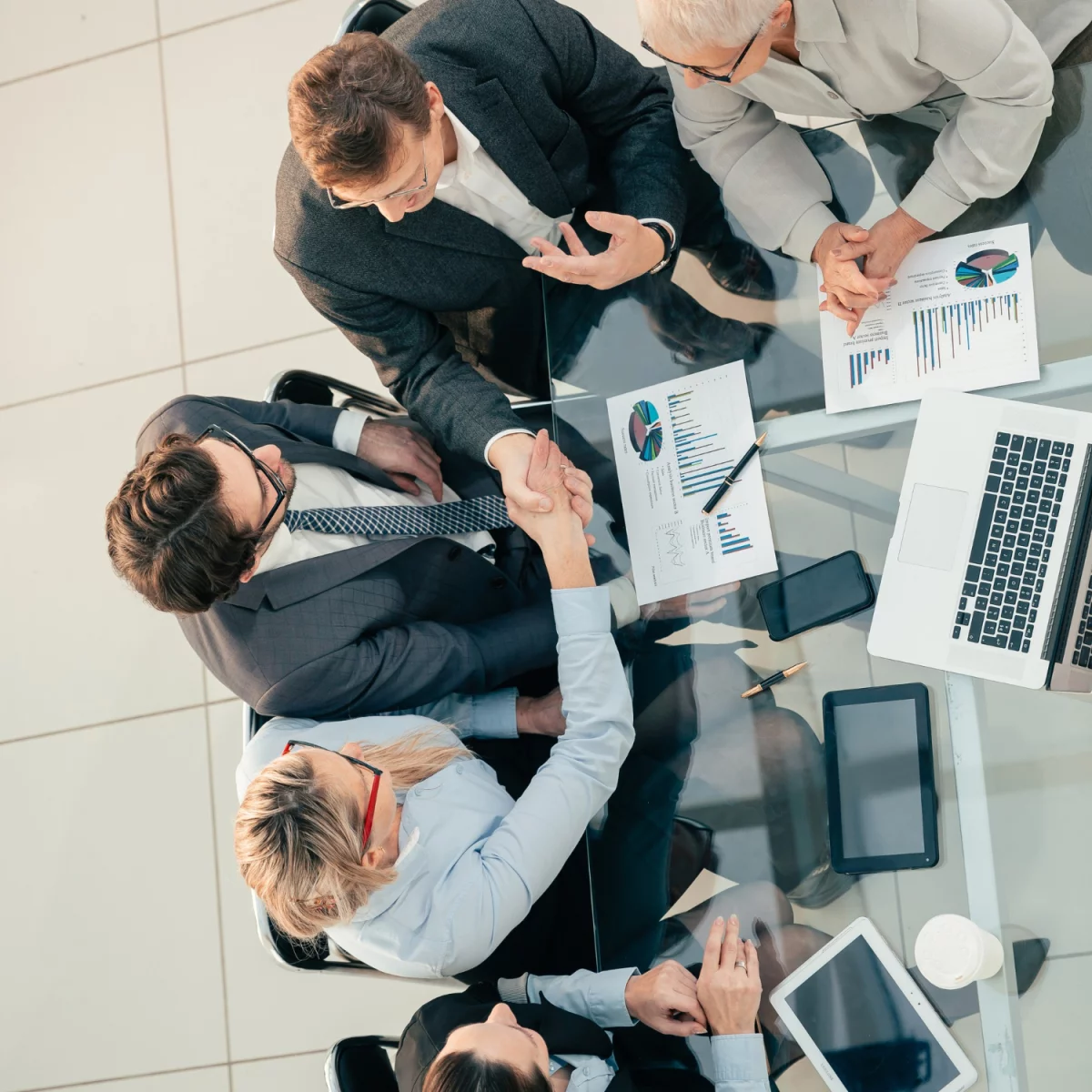 Czy można urządzić kawalerkę w niedzielę nie handlową?