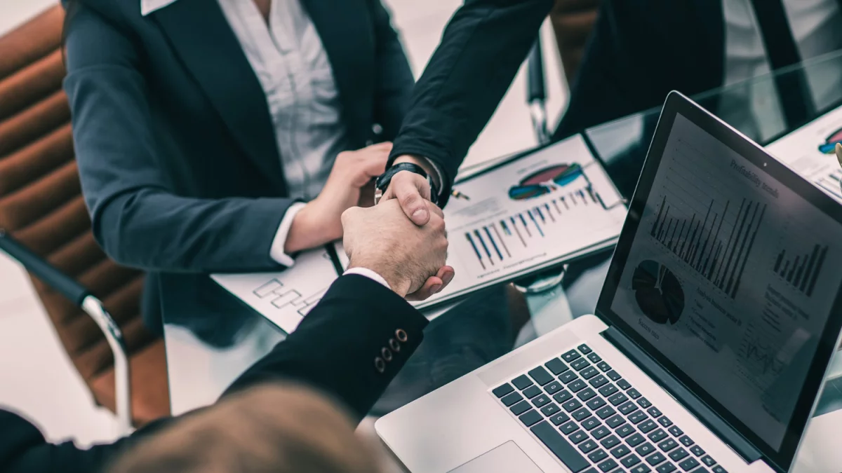 Jak reklamować firmę i zarobić?